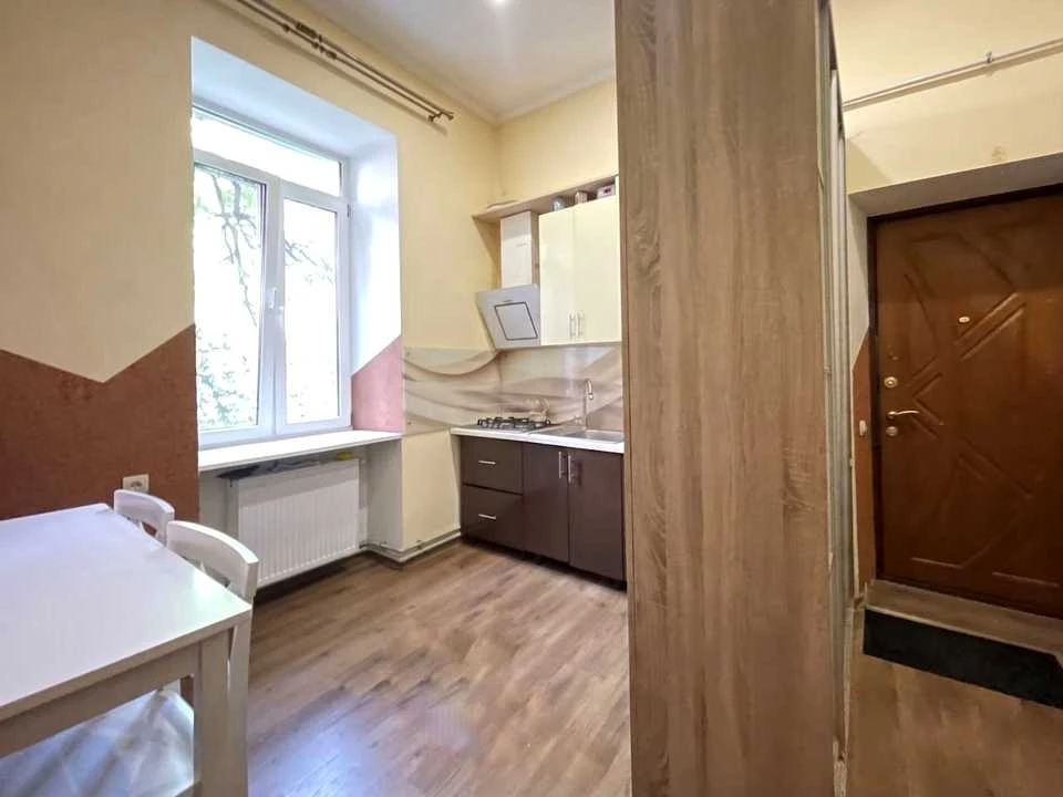 Apartment. Mykhailo Ustyanych Street, Львів