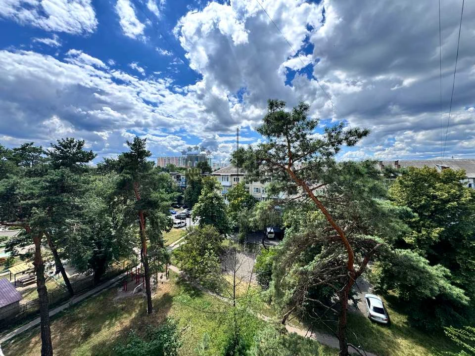 Квартира. Київ, Воскресенська вул.
