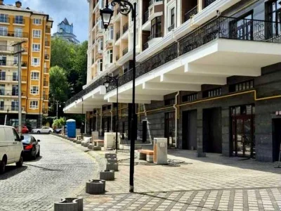 Квартира. Київ, Дегтярна вул.