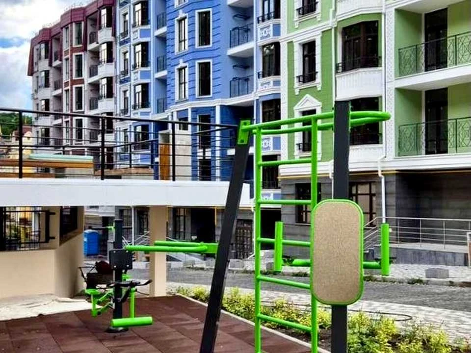 Квартира. Київ, Дегтярна вул.