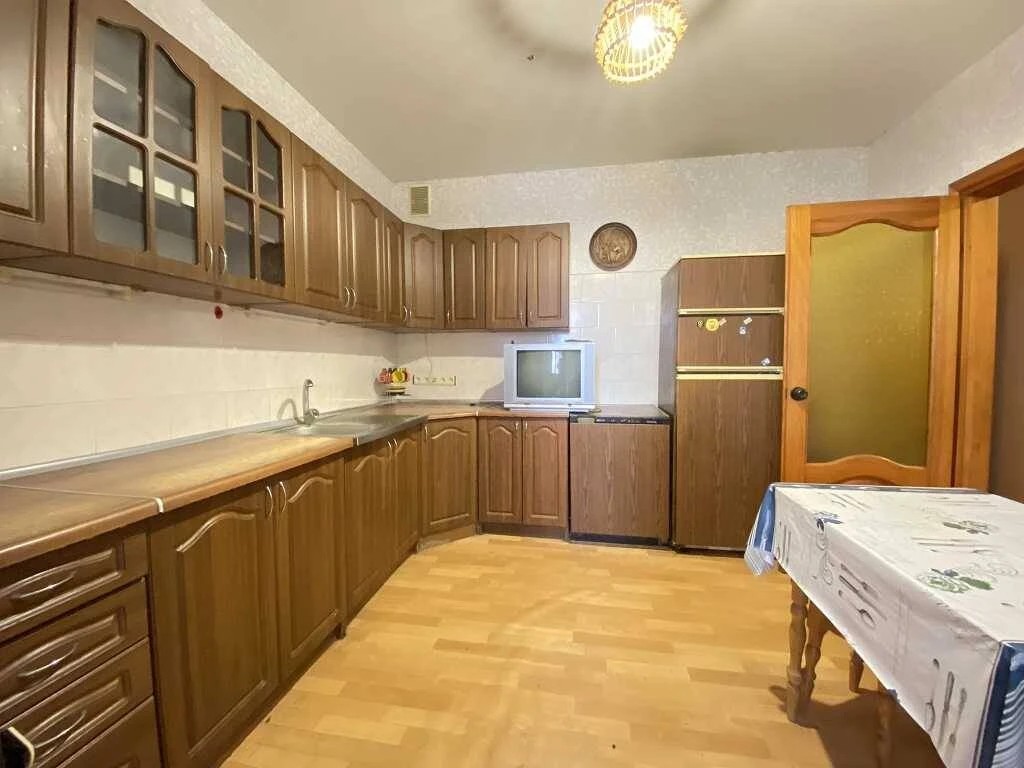 Продается 3-комнатная квартира Киев, Деснянский, Владимир Маяковского
