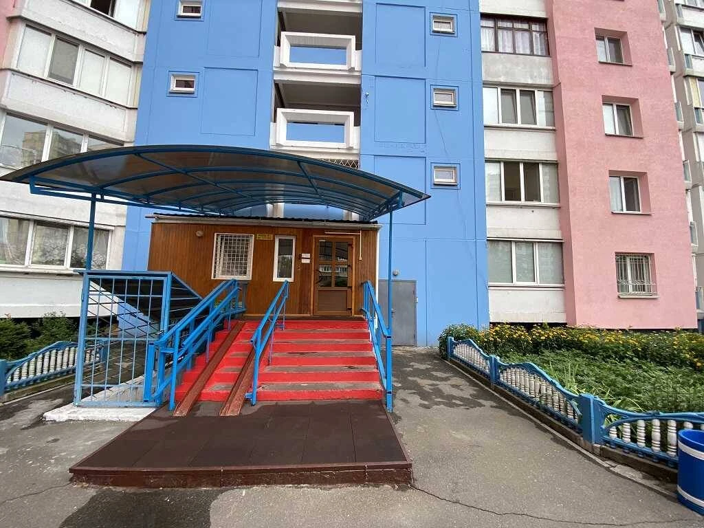 Продается 3-комнатная квартира Киев, Деснянский, Владимир Маяковского