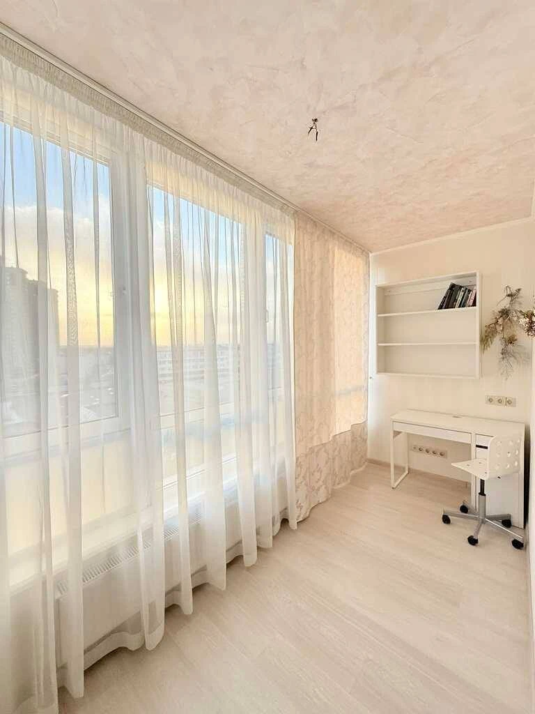 Продам 1-к квартиру Київ, Голосіївський, Практична вул, 2