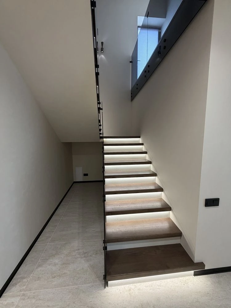For Sale House Kyiv, renovated, furniture, appliances, landscaping, car garage