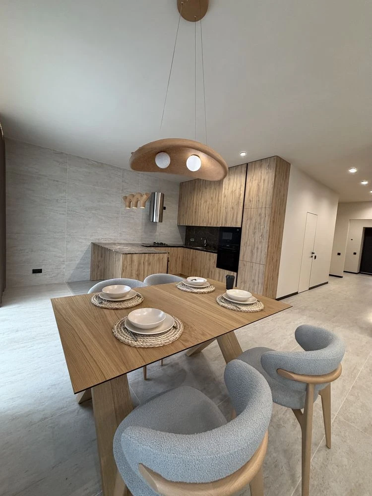 For Sale House Kyiv, renovated, furniture, appliances, landscaping, car garage