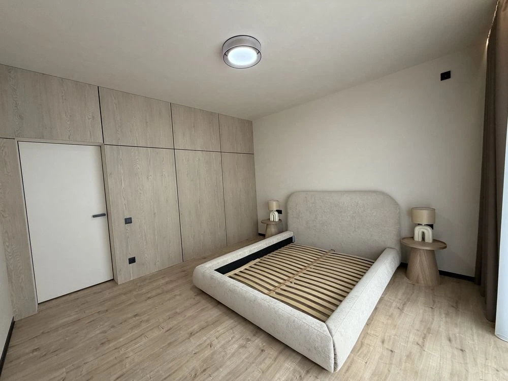 For Sale House Kyiv, renovated, furniture, appliances, landscaping, car garage