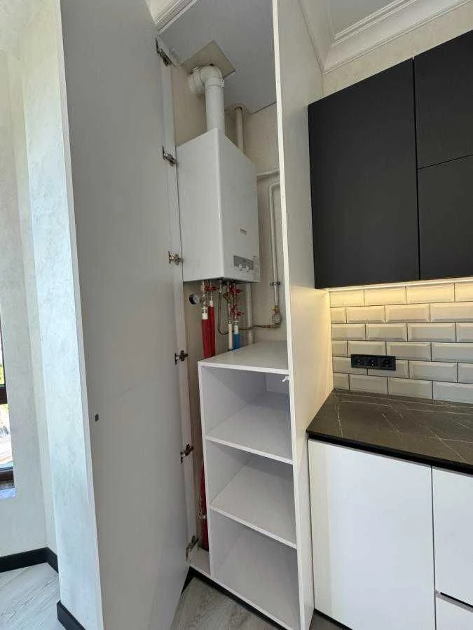 Three-bedroom apartment in Vinzdor Residence