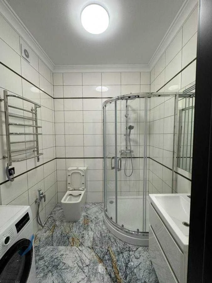 Three-bedroom apartment in Vinzdor Residence