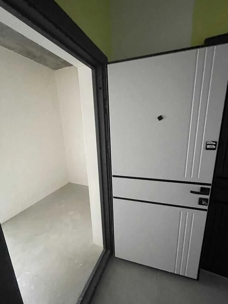 1-room apartment in a new building in the "Pelustkovyi" residential complex, 3rd floor