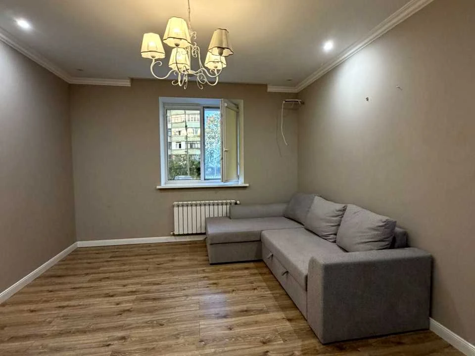 Apartment. Poltava, Oleksandra Bidnogo st.
