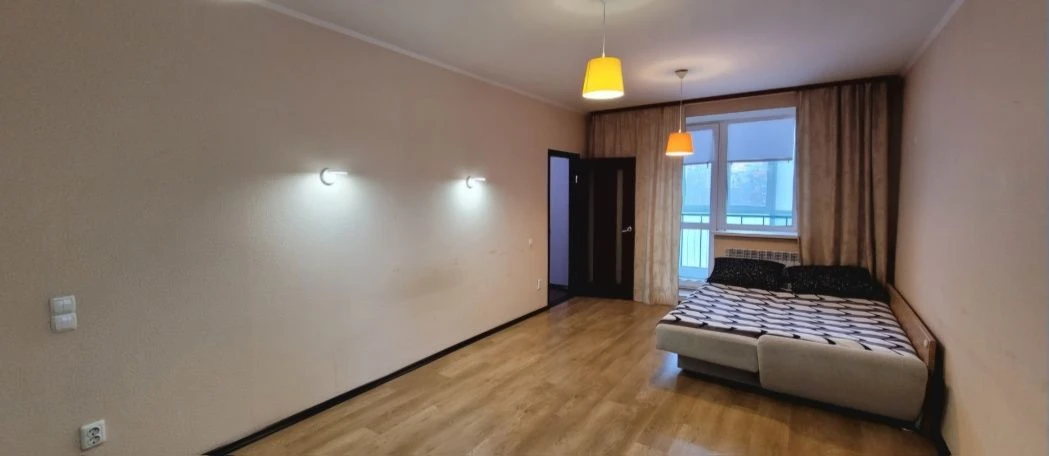 Продається 1-кімнатна квартира, новобудова, вул. П. Григоренка, 14, метро "Дворець Спорта"