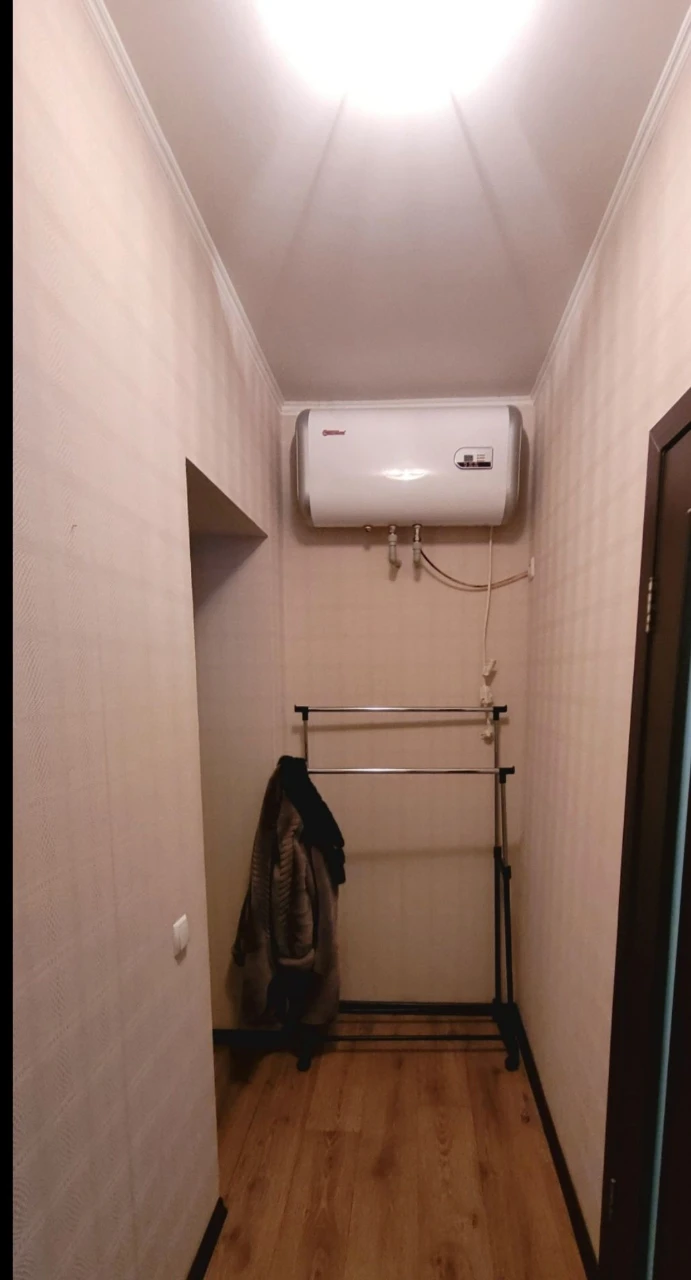 Продається 1-кімнатна квартира, новобудова, вул. П. Григоренка, 14, метро "Дворець Спорта"