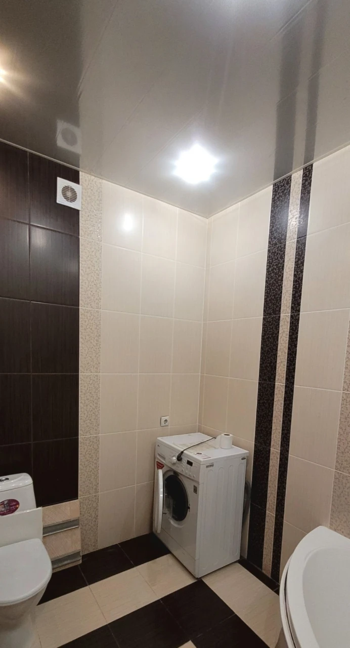 Продається 1-кімнатна квартира, новобудова, вул. П. Григоренка, 14, метро "Дворець Спорта"