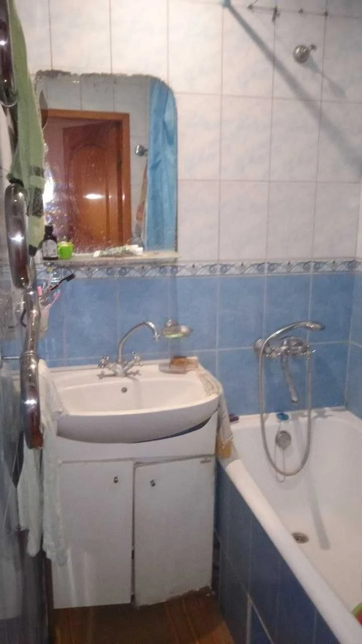 Продається 3-кімнатна квартира на Нових Домах