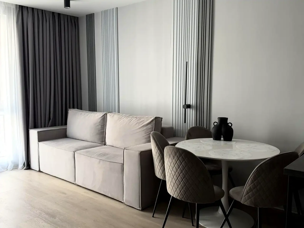 Оренда квартири 2-кімн. 41 м² 4/21 пов.