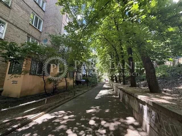 Конновальця, 3-кімнатна квартира, Алмазова, Щорса, Печерська, Лабораторний проспект