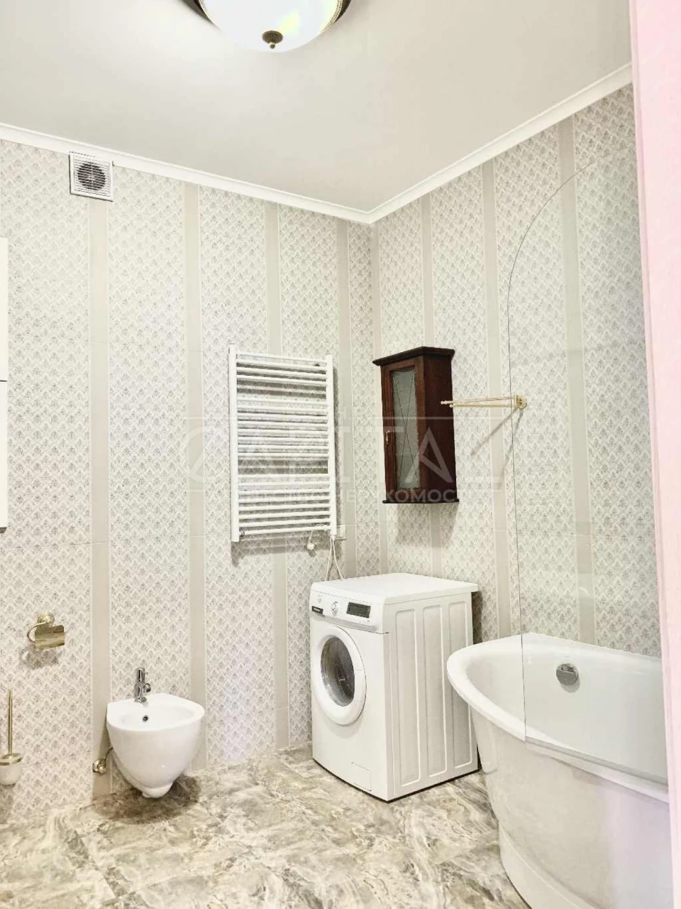 Продаж 3к квартири, вул. Старонаводницька, Печерський р-н