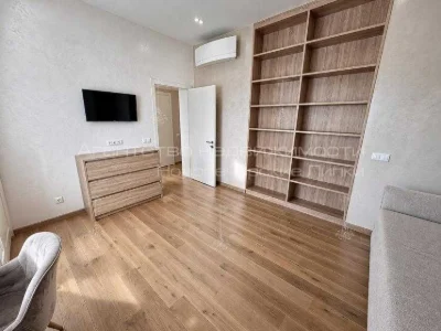 Продається 4-кімнатна квартира, 125 м2, ЖК "Новопечерські Липки", Верхогляд