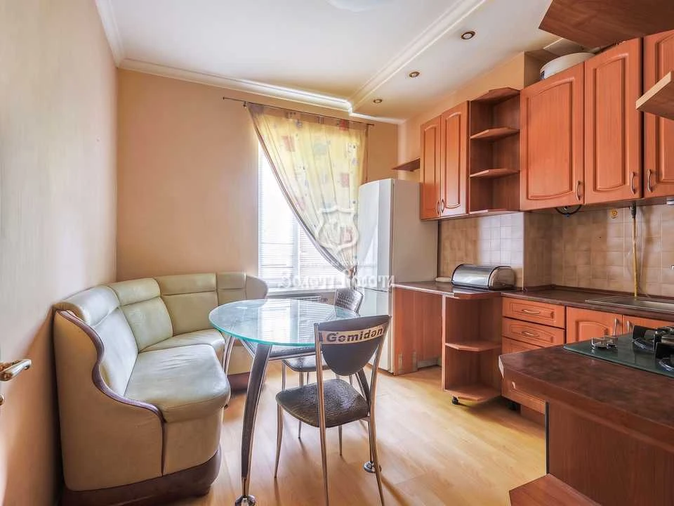 Apartment. Rodiny Hlagolyev Street, Kyiv