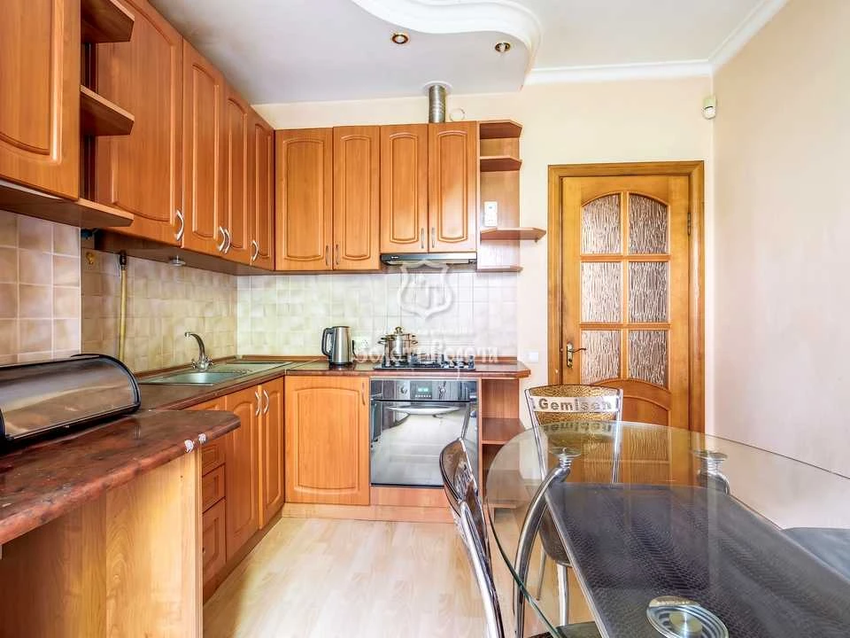 Apartment. Rodiny Hlagolyev Street, Kyiv