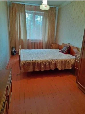 Продається 2-кімнатна квартира на вул. Каденюка