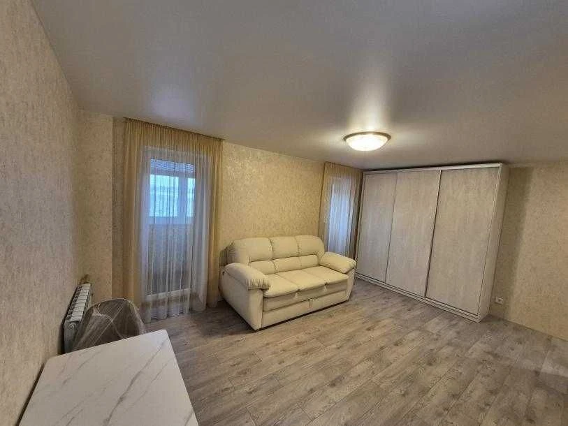 Продаж 1 квартири з ремонтом, Нові Будинки, станція метро Армієська,