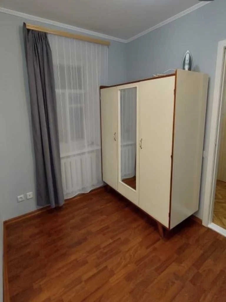 Продам частину будинку в центрі міста, 2 кімнати, 45 м²