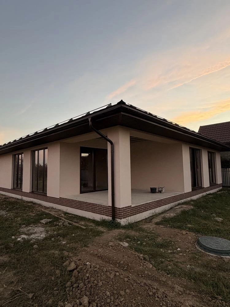 Sale of a spacious house in the Tabla area