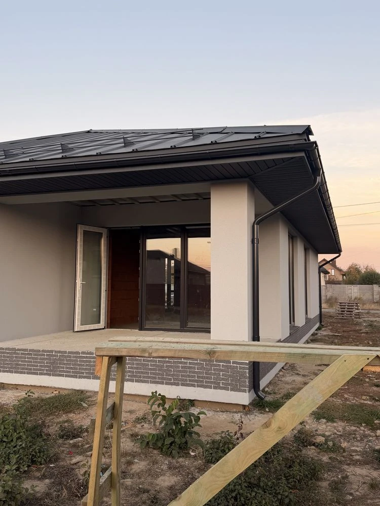 Sale of a spacious house in the Tabla area