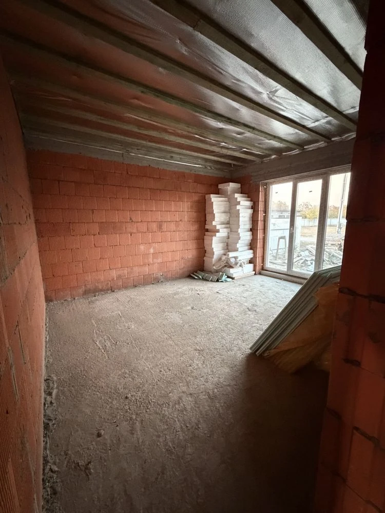Sale of a spacious house in the Tabla area