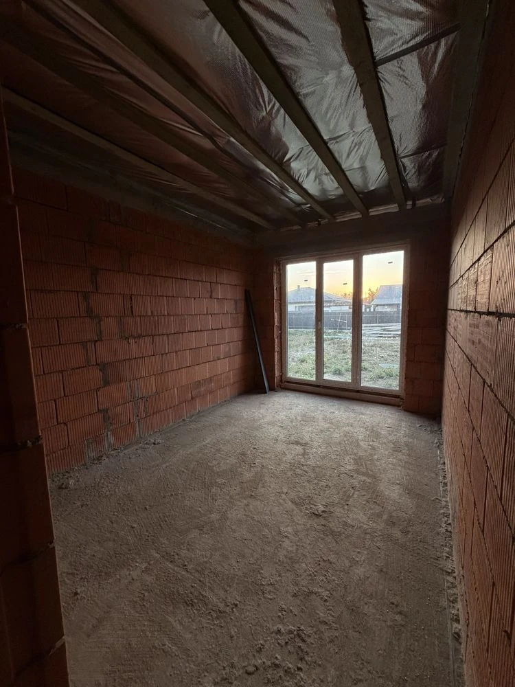 Sale of a spacious house in the Tabla area