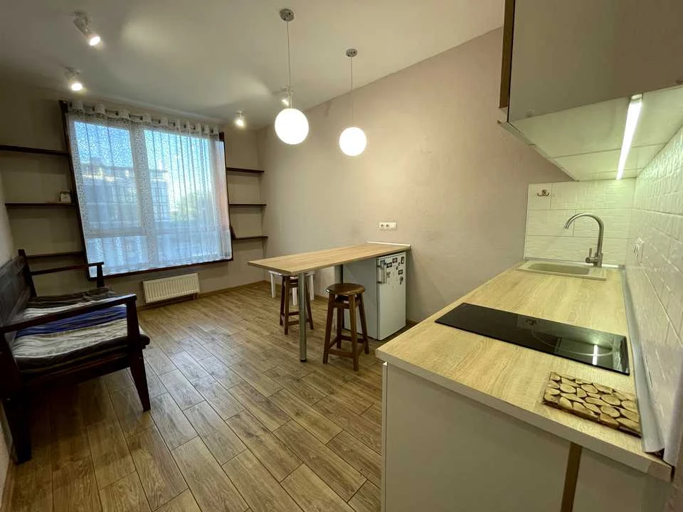Apartment. Kam'yanska st. Kyiv