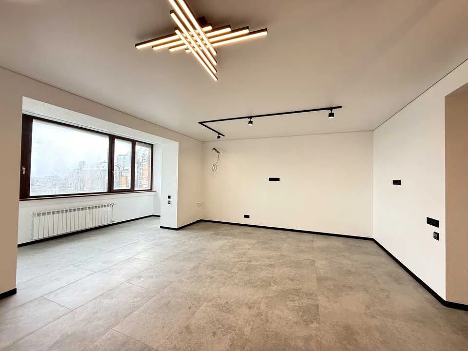 Apartment. Lesya Ukrainka Blvd, Kyiv