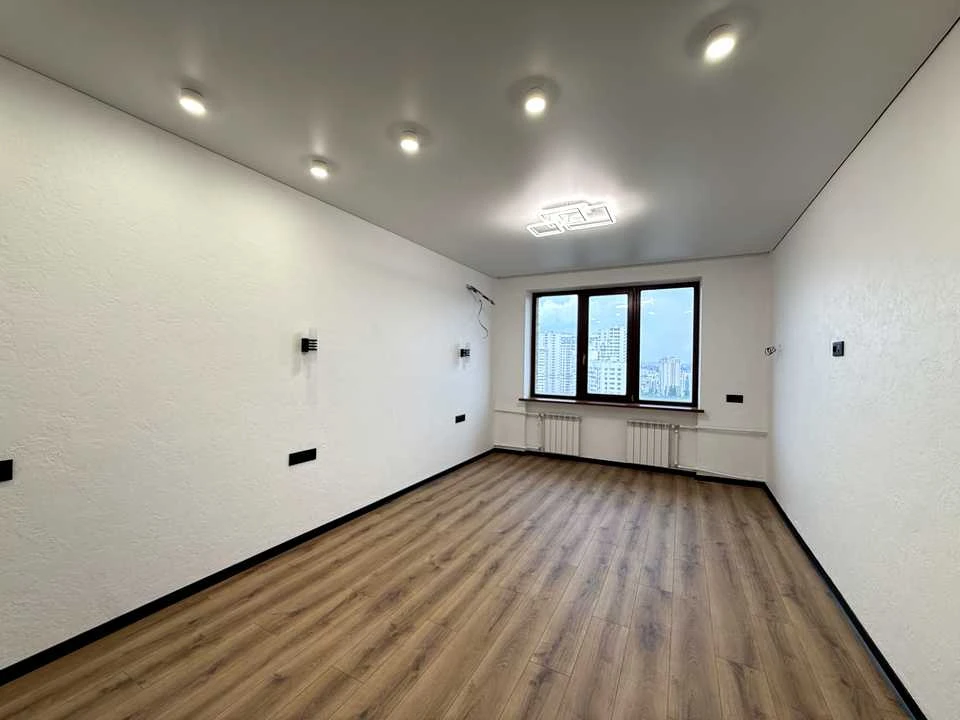 Apartment. Lesya Ukrainka Blvd, Kyiv