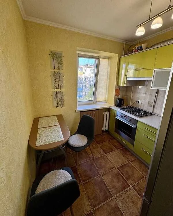 Apartment with renovation near tax office