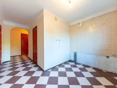 Apartment. Kharkiv, Luhanska Street.