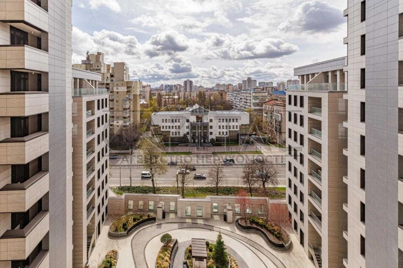 Продаж квартири, 126 м2, ЖК Crystal Park Tower/ Берестейський