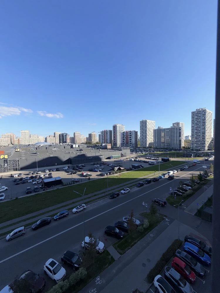 Продаж 2-кімнатної квартири в ЖК "Варшавський Плюс" +