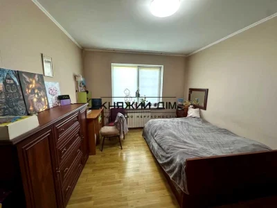 Квартира. Ирпинский проспект, Киев