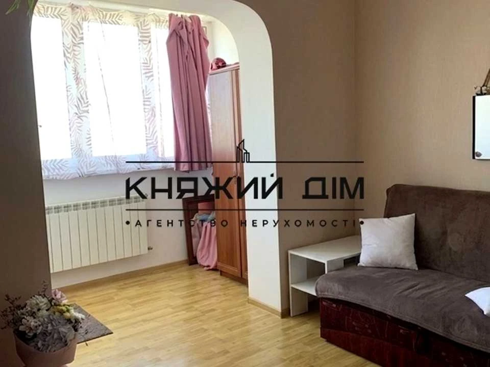 Квартира. Ирпинский проспект, Киев