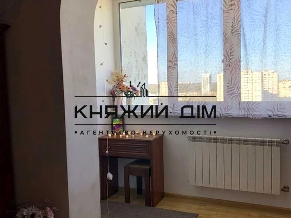 Квартира. Ирпинский проспект, Киев