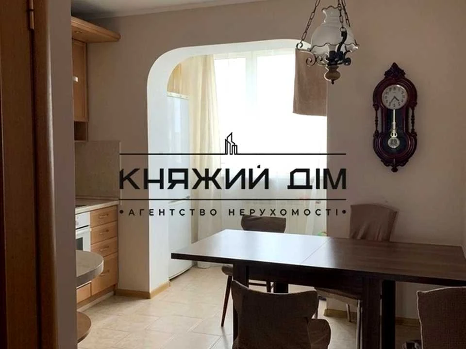 Квартира. Ирпинский проспект, Киев