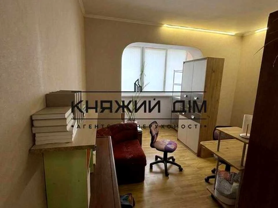 Квартира. Ирпинский проспект, Киев