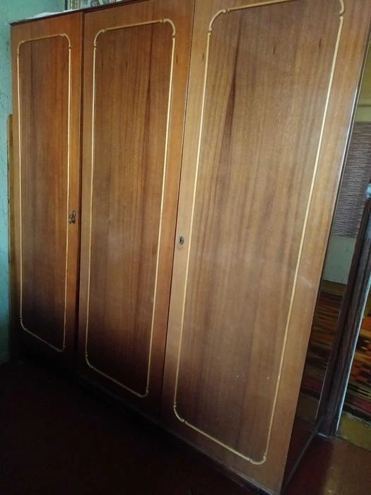 I will sell a 3-room apartment on Zakrevskogo 70 sq. m., without%