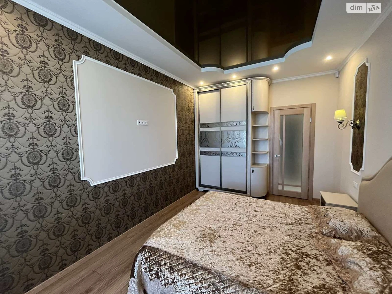 Long-Term Rental Apartment in Arcadia