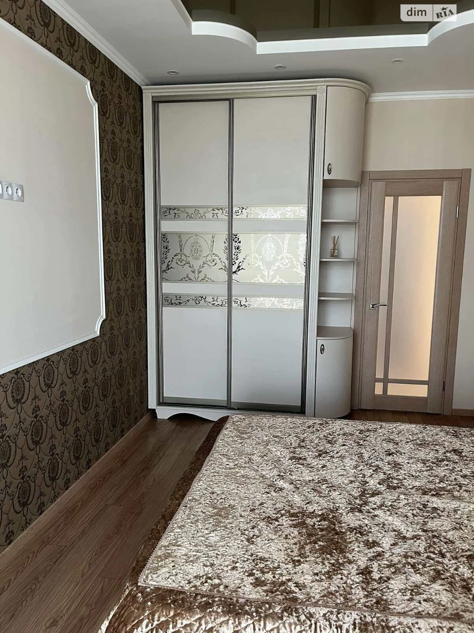 Long-Term Rental Apartment in Arcadia