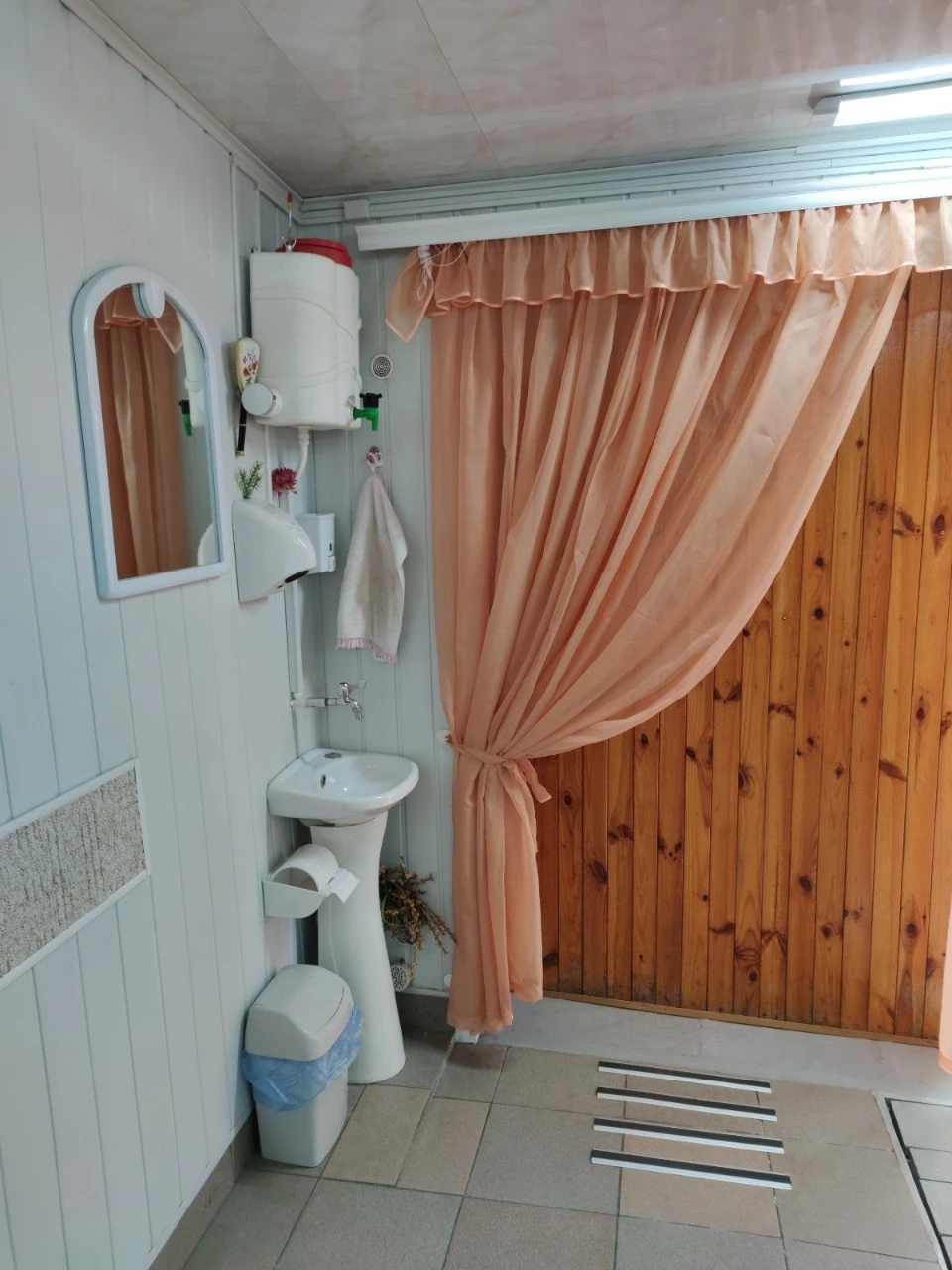 Продаю капитальний цегляний гараж