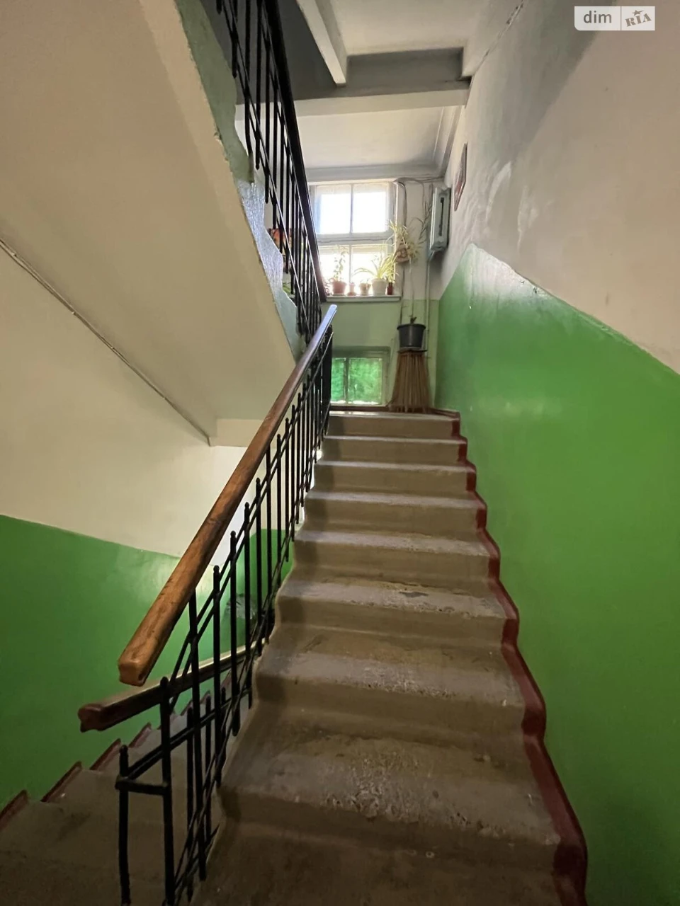 Apartment for Sale: Center Location