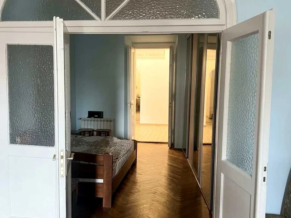 Квартира. Львів, Театральна вул.