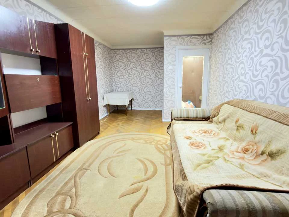Квартира. Киев, улица Миколы Василенки